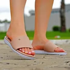Sandália Slide Feminina Macia Casual Moderna Pedrinha