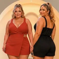 Macacão Plus Size Alça Larga e Short Saia Feminino Fivela Lateral Veste 46ao50