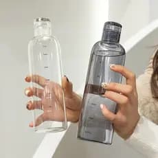 Garrafa de água de Plástico Transparente portátil de 500ml com marca de tempo