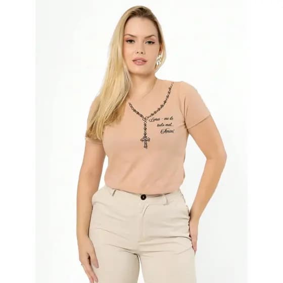 Blusa Feminina T-Shirt 100% Algodão Casual Rosário Livrai-Me do Mal com Pérolas Camiseta Leve