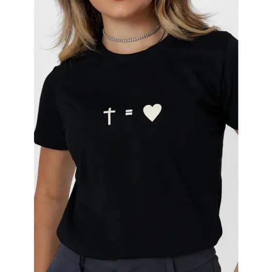 CAMISETA FEMININA - FÉ EM FORMA DE AMOR PREMIUM VÁRIAS CORES