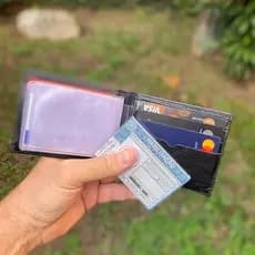 Carteira Masculina Reforçada Anti Furto RFID Para Homens Pais Namorados Maridos Couro Legitimo Porta Cnh Documentos
