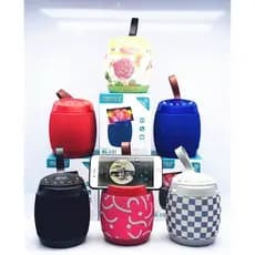 Caixinha de Som Auto falante Portátil com Suporte para Celular – Compacta, Colorida e Prática
