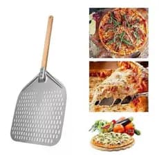 Pá De Pizza Em Alumínio Perfurada 30cm Com Cabo De Madeira