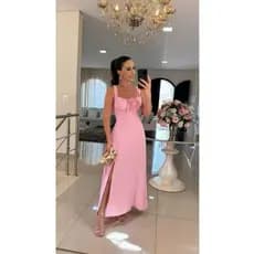 Vestido Longo Feminino Cintura Marcada com Fenda – Look Sofisticado para Eventos Moda Elegante 2026