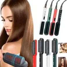 A imagem mostra uma escova alisadora elétrica de cabelo.ZFS-909
