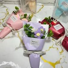 Buquê Decorativo com Flores de Crochê