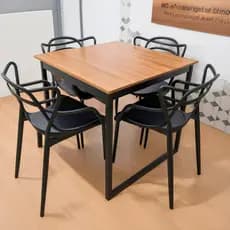 Mesa de Jantar para 4 Cadeiras Modelo Industrial – Tampo MDF Resistente