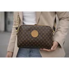 Bolsa Transversal Premium – Sofisticação, Versatilidade e Praticidade no Seu Dia a Dia