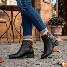 Bota Casual Cano Curto Zipper Lateral Salto Bloco Feminina Dakota