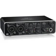 Behringer U-Phoria UMC202HD Audiófilo 2x2 , Interface De Áudio USB De 24 Bits/192 kHz Com Pré-Amplificadores De Microfo