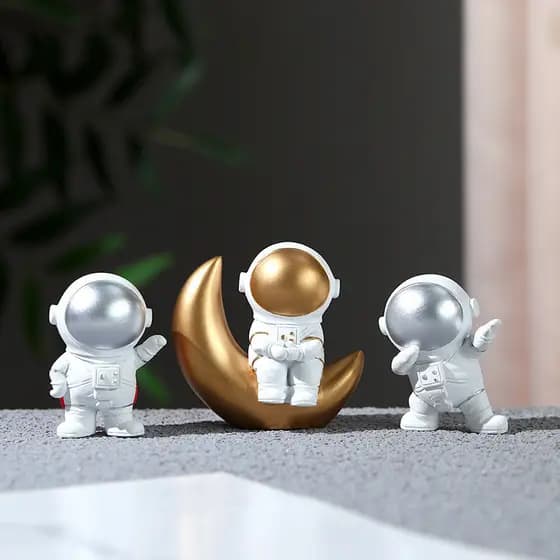 Canudos de mesa astronauta pequenos ornamentos suporte do telefone móvel carro casa sala estar desktop resina bonito orn