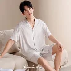 Pijamas masculinos 2025 pijamas de seda gelo neve Shorts de manga curta legal seda Loungewear pode usar terno Cardigan e