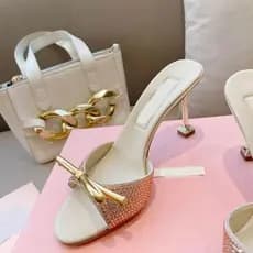 Sandálias femininas kasut perempuan selipar wanita Slimmer Look Stiletto Strap Sandálias Mulheres Europeu Americano Arco