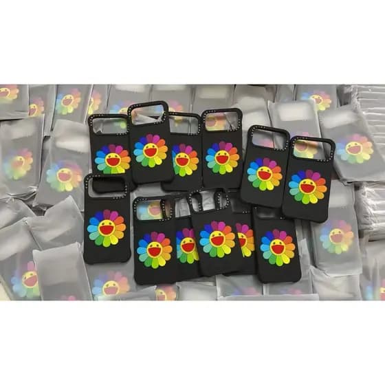 Flores Takashi Murakami Bo-like Capas protetoras para celular, sem sucção magnética adequada para uso iphone17promax