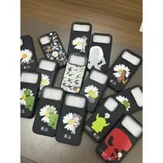 Capa protetora magnética fosca preta Kwon Ji-Dragon, capa protetora de telefone fosca preta margarida, adequada para App