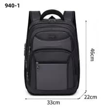 Mochila masculina reforçada - Equipada com porta USB para carregamento e fechadura com senha 940-1/5