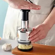 Triturador Manual Picador Alimentos Com Dispenser Clássico Prático