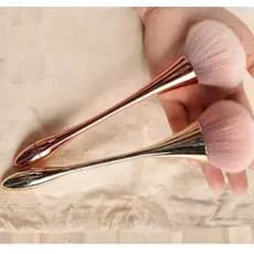 PINCEL ESPANADOR CABO LONGO DE PÓ DE UNHAS - Pincel Espanador para unhas e maquiagem