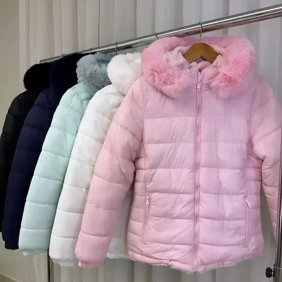 Jaqueta Feminina Nylon Forrada Capuz Inverno Quentinha Impermeável Bobojaco Puffer Metalassê JQ P ATE EXTRA G