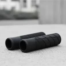 Manopla De Borracha Para Guidão De Bicicleta Cor Preto
