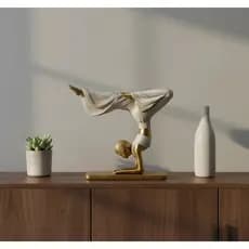 Enfeite Decorativo Mulher Yoga 17 Cm De Resina Escultura