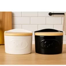 Saleiro De Porcelana Com Tampa De Madeira Elemento Essencial Ceramica Cozinha