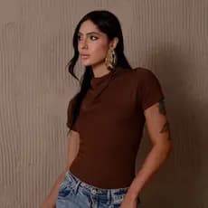 Body Feminino Manga Curta Franzido Sem Detalhe Suplex Casual Confortável Trabalho Chique Elegante