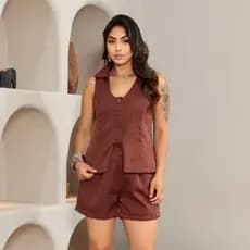 Conjunto Coleta + Short Social Estilo y Elegância em Moda  Feminina Botton Forrado Gola Camisa Regulagem Em Lãs Costas