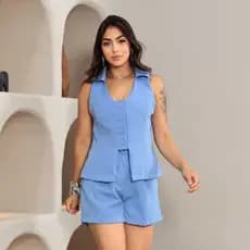 Conjunto  blusa Coleta y short fermina gola camisa botton a frente pose regulagem em lãs costa