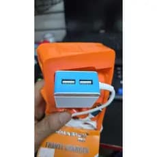 Carregador  com cabo usb V8 + 2 saidas usb para mais celulares