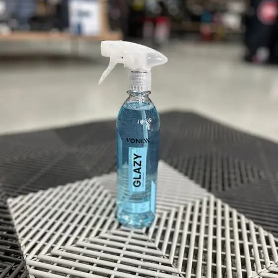 Glazy 500ml Vonixx Limpa Vidros 4 Em 1 Anula Riscos Redutor De Atrito Automotivo
