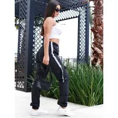 Calça Jogger Bolso Reflectiva Com Corrente