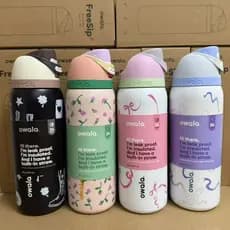 Owala FreeSip Tumbler garrafa de água de aço inoxidável de parede dupla 710ml 950ml, adequada para esportes ao ar livre