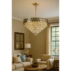 Lustre de Cristal Luxo com Acabamento Dourado e Design Hexagonal Elegante para Sala de Estar