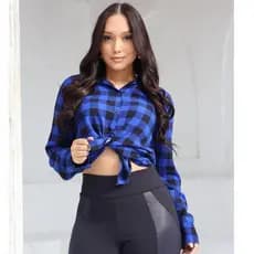BLUSA CAMISA FEMININA XADREZ MANGA LONGA TECIDO CREPINHO COM BOTÕES.