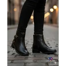 Bota Casual Feminina Cano Médio Salto Baixo Confortável Estilosa Fivela Dourada Cor Preto Alta Qualidade