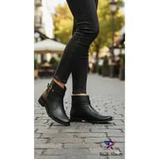 Bota Feminina Cano Curto Preta Salto Baixo Confortável com Fivela Lateral Casual Dia a Dia RWS
