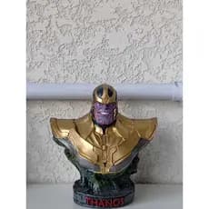 Busto de Resina Thanos – Dourado e Roxo