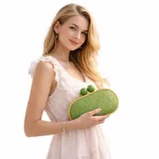 Bolsa Feminina Clutch Artesanal em Palha com Fecho de Madeira