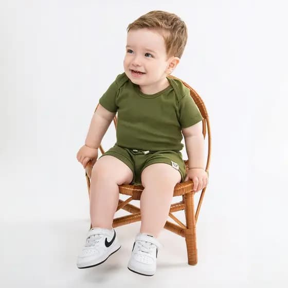 Conjunto Body Ribana Canelada e Shorts para Bebê Menino usar no verão