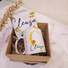 Kit Caneca Floral Personalizada Nome Com Caixa Toalha Presente