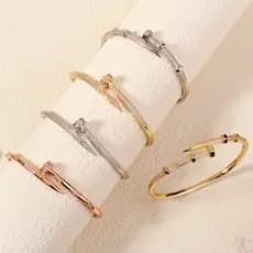 T titânio aço senhoras fivela pulseira de unhas Micro-incrustado zircão aberto pulseira parafusos não desbotam