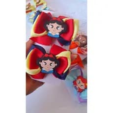 Parzinho infantil/parzinho de laco menina /parzinho de laco princesas/ mesário,festa/ Faixinha princesa