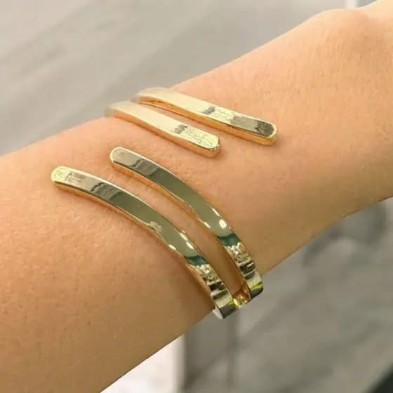 Bracelete Feminino Metal Orgânico Mulher Elegante Moda Tendência Presente pra Mulher PS35