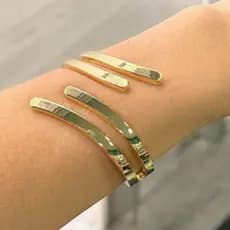 Bracelete Feminino Metal Orgânico Mulher Elegante Moda Tendência Presente pra Mulher PS35