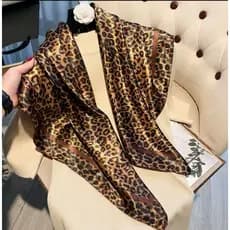 Lenço Cetim Grande Animal Print Elegante Moda Bandana Feminina Moda Verão Diversas Estampas