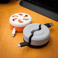Organizador e Enrolador de Cabos Ergonômico Personalizável