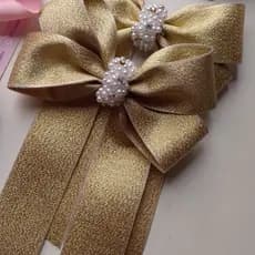 Laço Luxo Dourado com Pérolas – Laço Infantil Feminino para Cabelo | Festa, Aniversário e Eventos