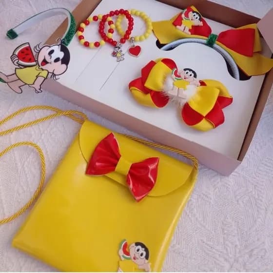 Laços Magali, acessórios melancia, presilhas Magali, arco Magali, pulseiras e bolsa infantil
